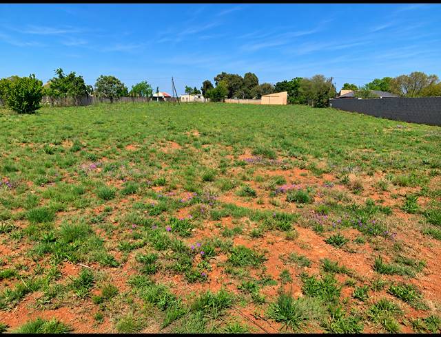 2,032M² VACANT LAND FOR SALE IN HENLEY ON KLIP